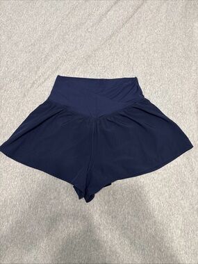 OFFLINE By Aerie High Waisted 3" Butterfly Hem Hot Stuff Short small